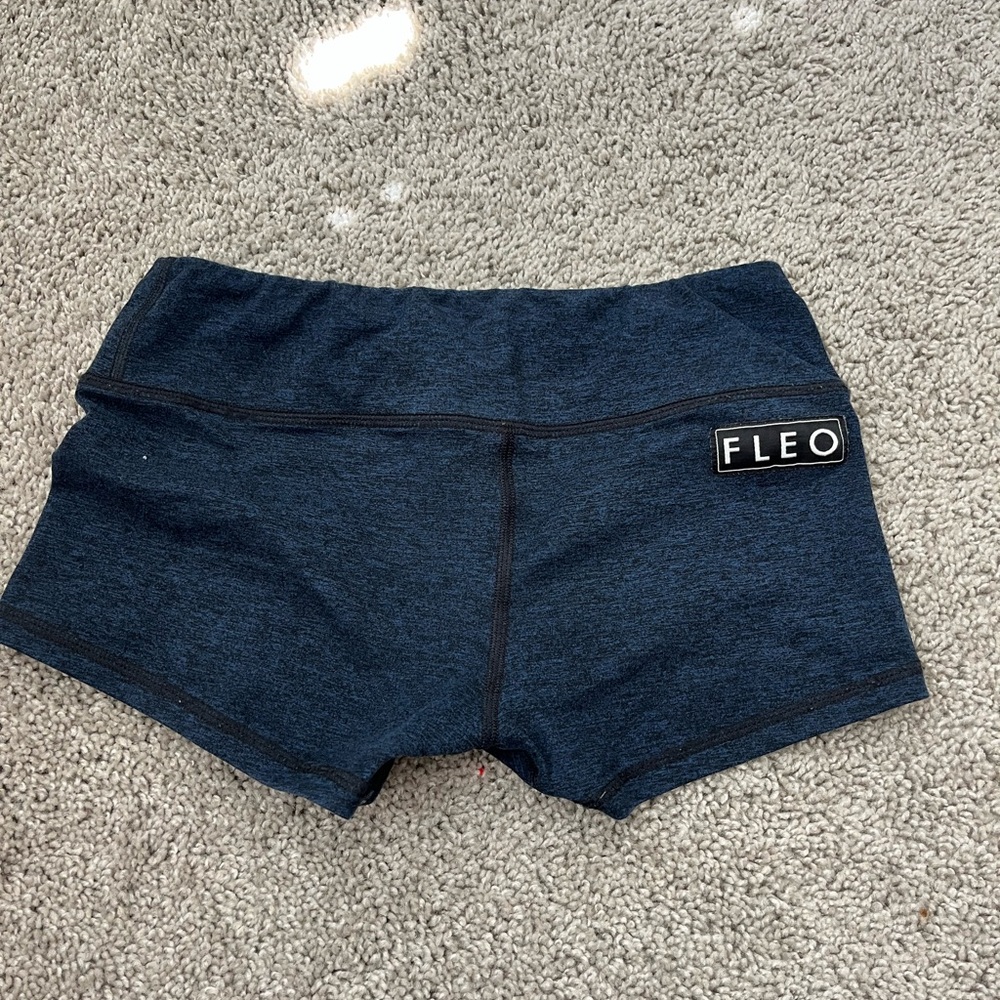 2.5” Heather Navy Fleo Shorts